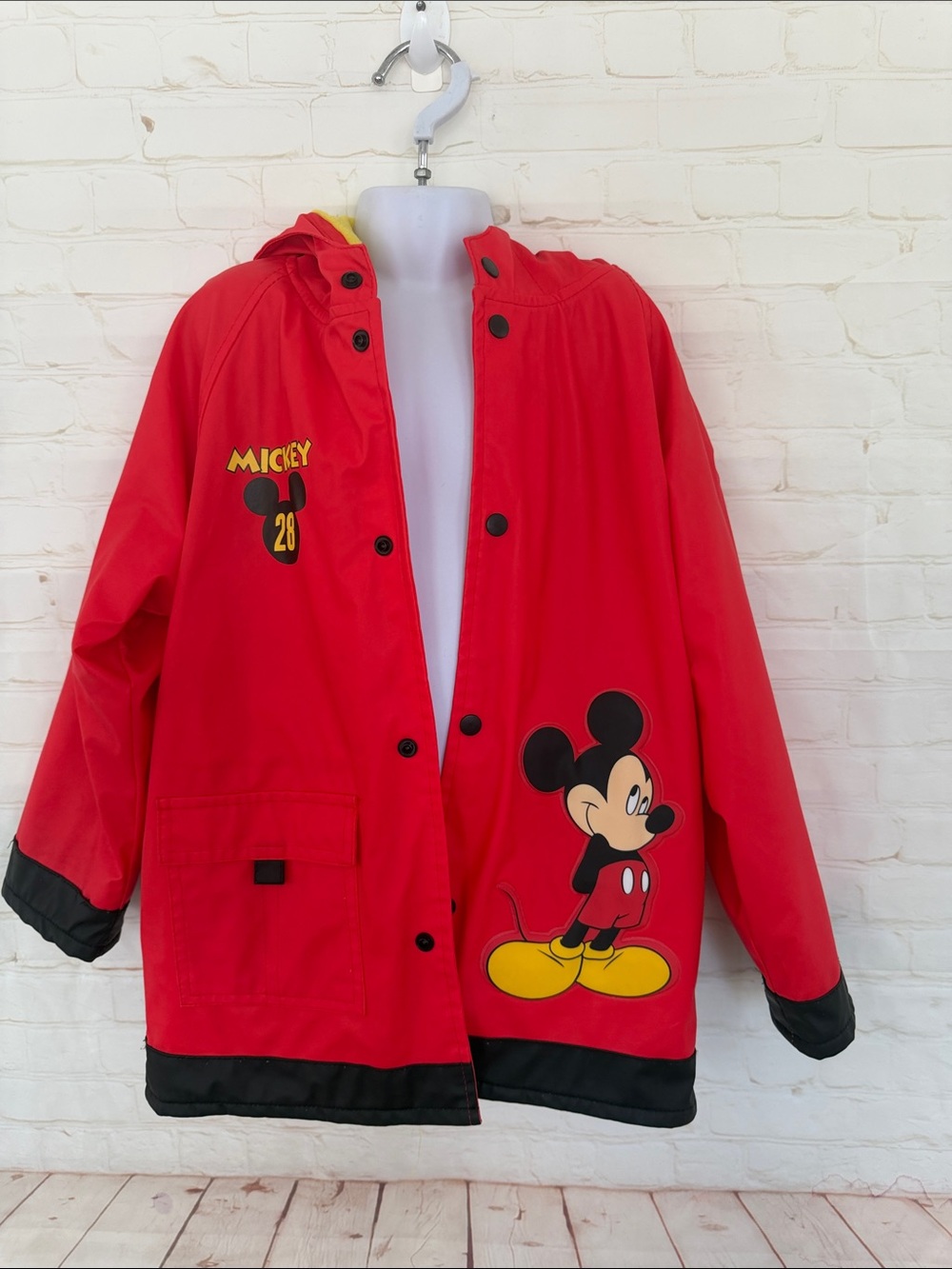 VGT DISNEY MICKEY 28 red pvc yellow lined rain coat size 7